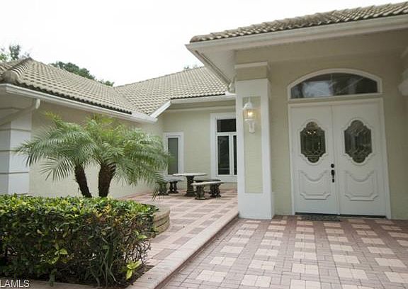 4th image of 3827 Woodlake Dr