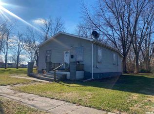 635 N 15th St, Springfield, IL 62702