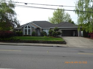 2752 Cedar Links Dr, Medford, OR 97504