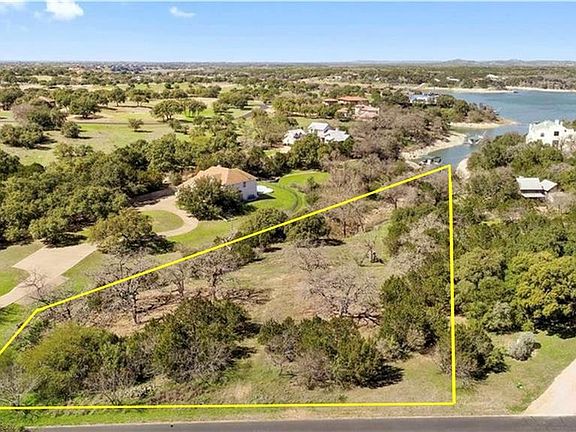 3rd image of 2922 Travis Lakeside Dr