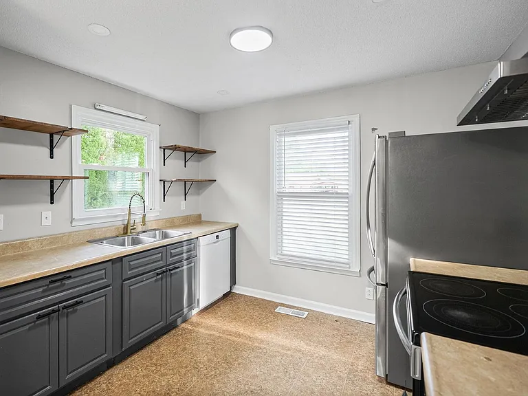 194 Bob White Dr — Photo 13