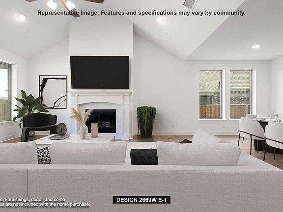 3rd image of 208 N River Way