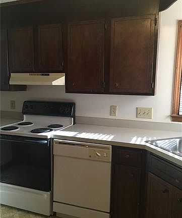 4th image of 6602 Accrington Ct