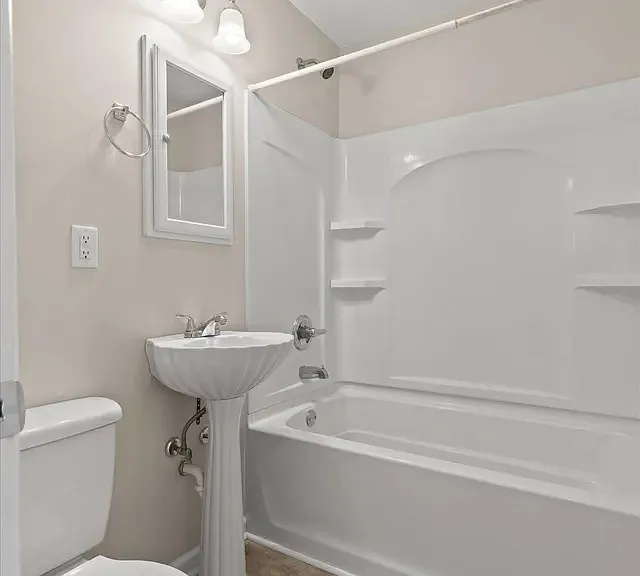 1604 E Ridge Ave — Photo 10