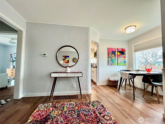 4th image of 1523 Defense Avenue