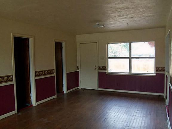 5th image of 2134 Hillburn Dr