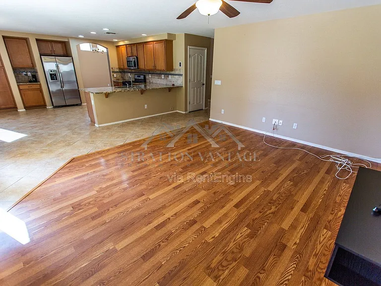 4323 E Ivanhoe St — Photo 18