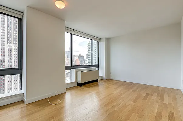 Rented by Spire Group | media 19