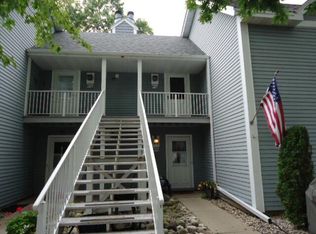 300 Foxwood Dr UNIT 174, Waterford, WI 53185