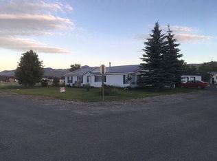 100 E Spruce St, Mackay, ID 83251