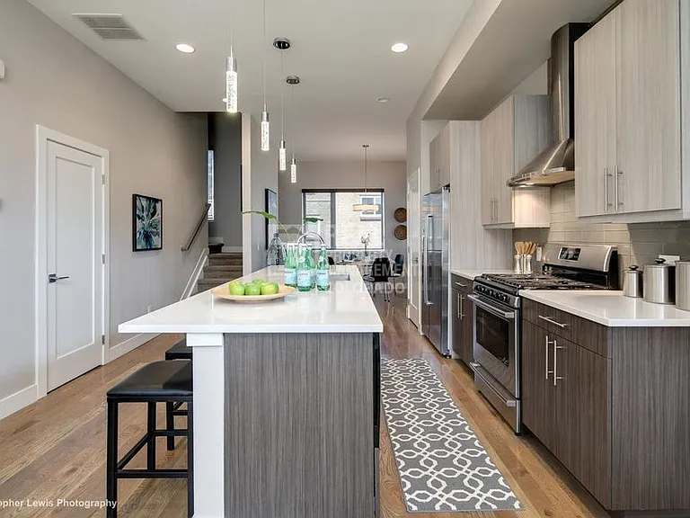 2415 N Decatur St — Photo 6