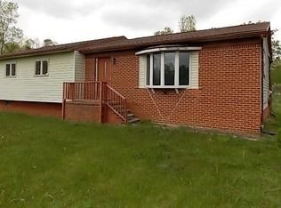 6486 Oakville Waltz Rd, Belleville, MI 48111