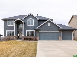 2714 N Hws Cleveland Blvd, Omaha, NE 68116