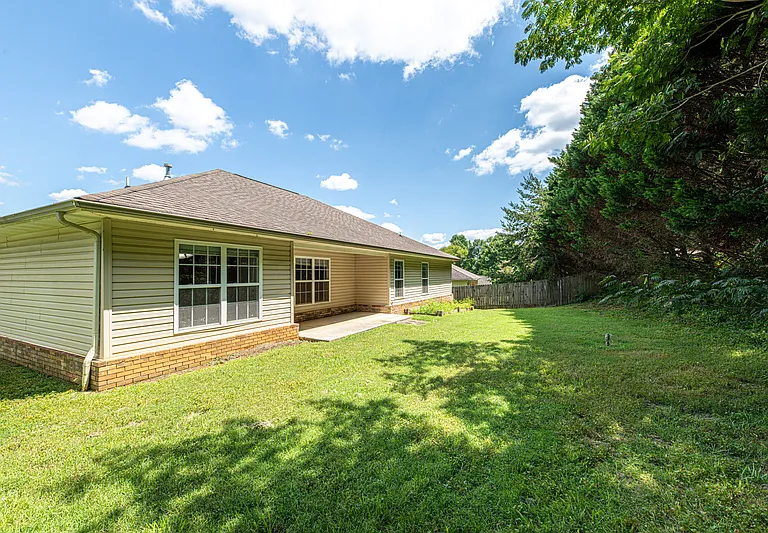 637 Marston Ln #1 — Photo 31