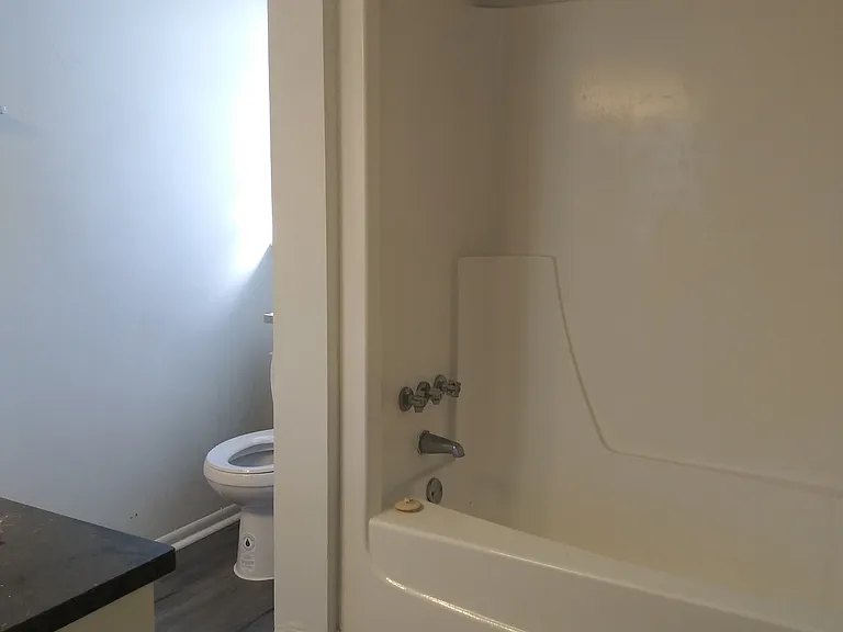 Oak Ridge Apartments — Photo 21