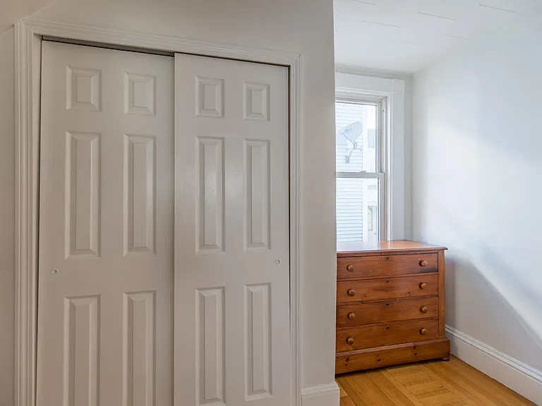 21 Hanover St #1 — Photo 6