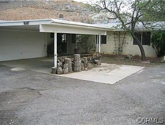 Garage & carport