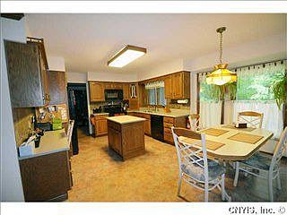 4th image of 6841 Jayhawk Cir