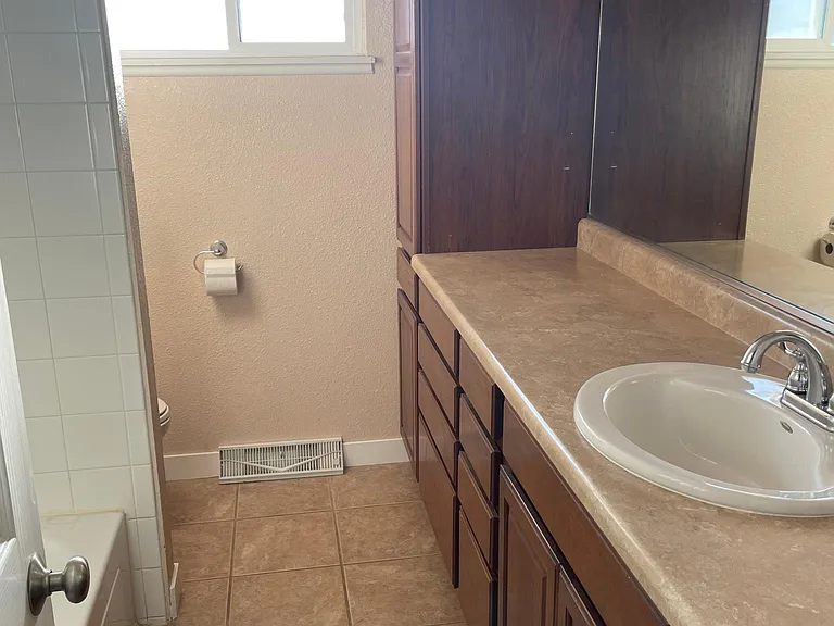 Upstairs bathroom