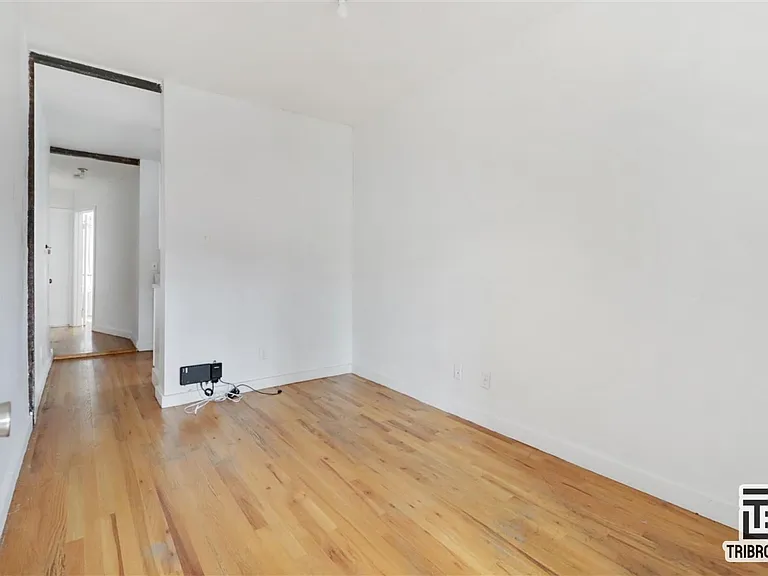 6545 Broadway #1B — Photo 7