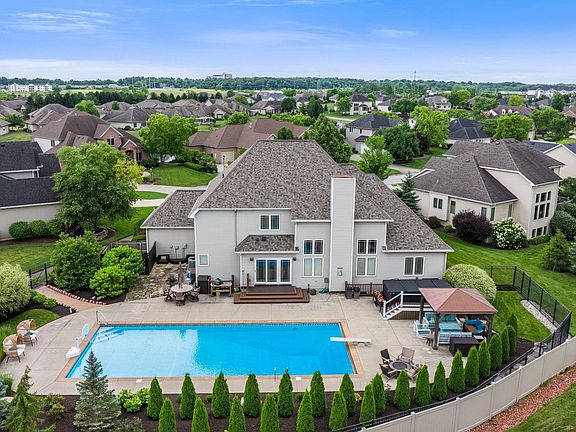 3rd image of 4321 Bandera Cv