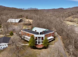 158 Academy Ln, Pence Springs, WV 24962
