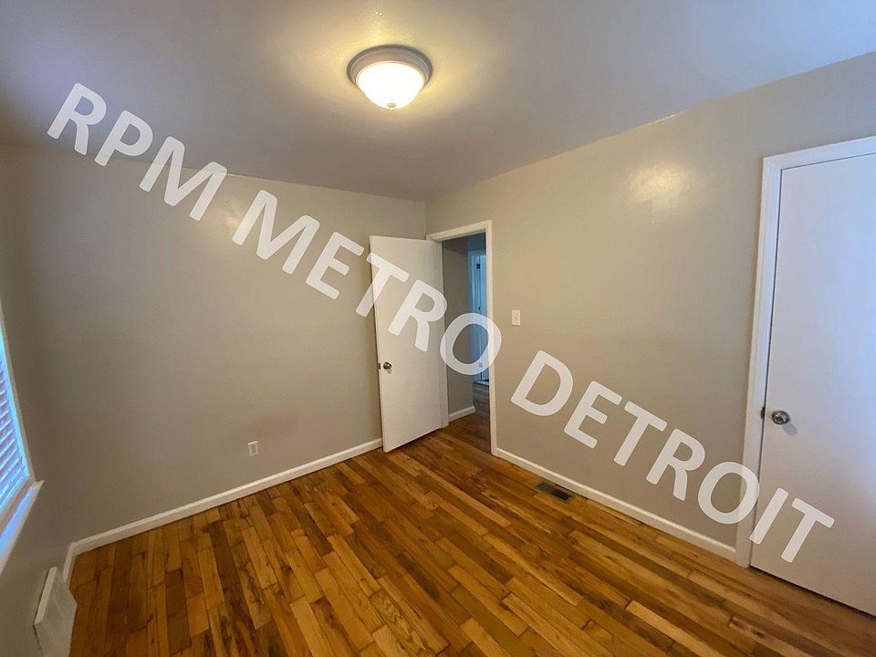 1st image of 1607 N Alexander Ave