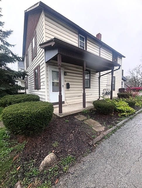 1st image of 410 W McKibben St #1