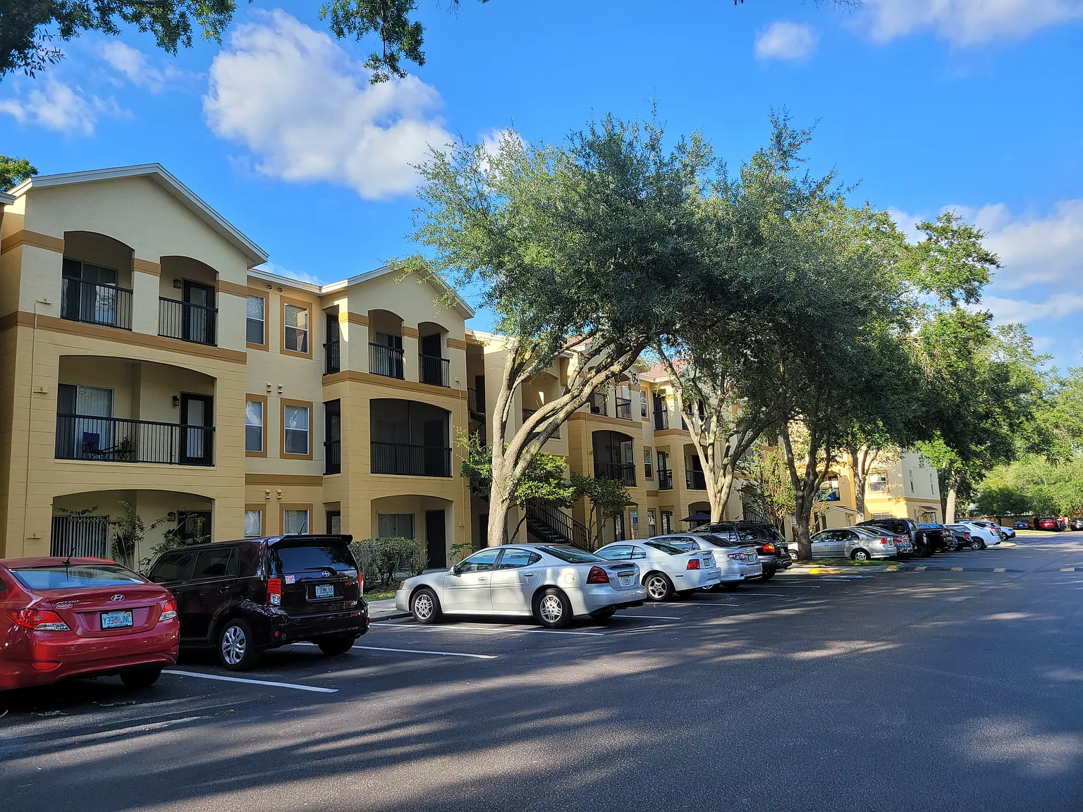 2 bed, 1200 sqft, $1,850 — Photo 4