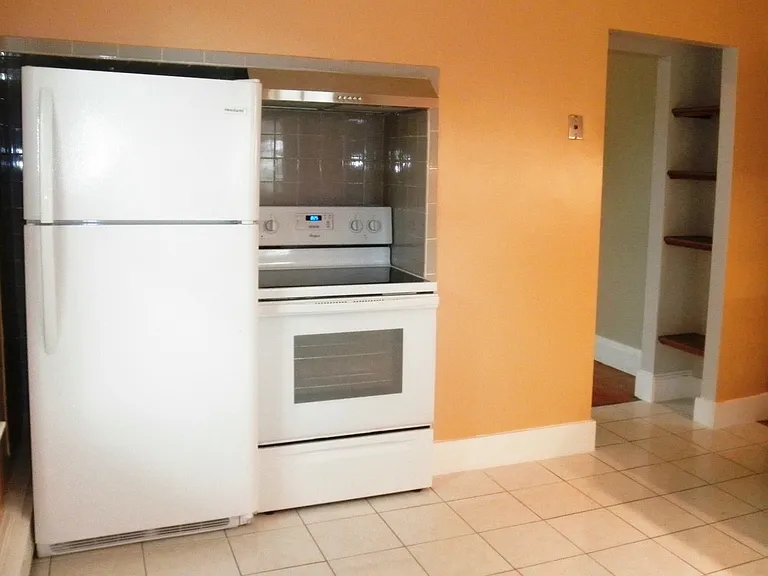 127 Brown St #3 — Photo 12