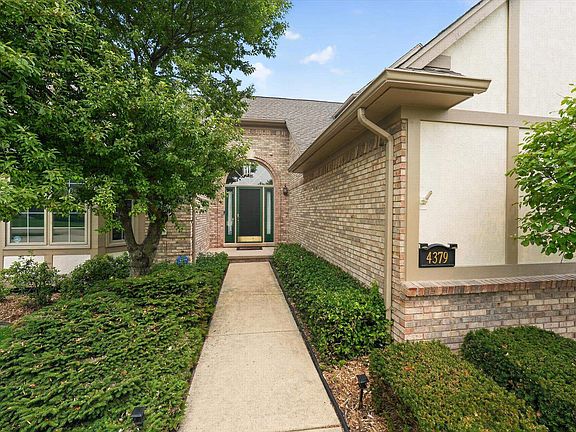 5th image of 4379 Chablis Dr