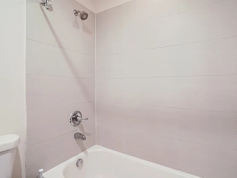 2806 Reagan St #103 — Photo 9