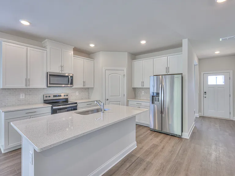 1291 Bluffton Cir — Photo 7