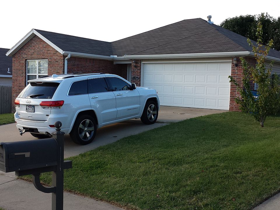 1st image of 2304 SW Pawnee Pl
