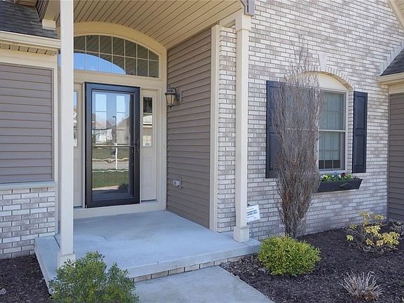 2nd image of 174 Collins Ln