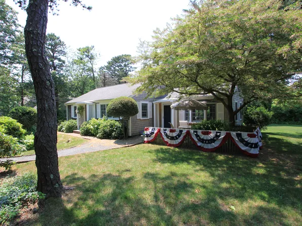 39 Wing Blvd W, East Sandwich, MA 02537