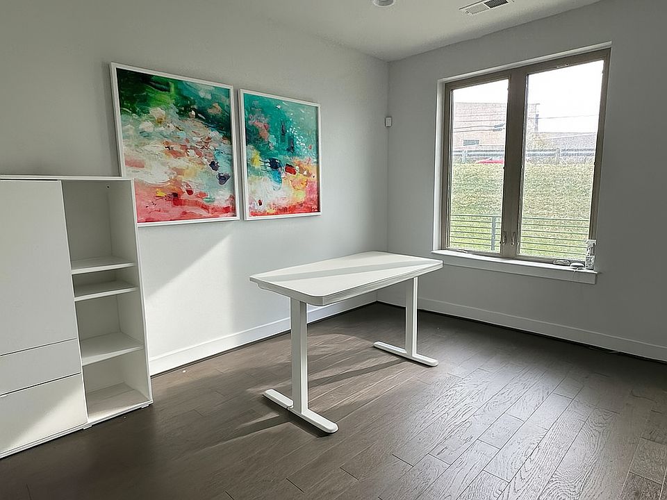 1st Floor Loft / Office Space
