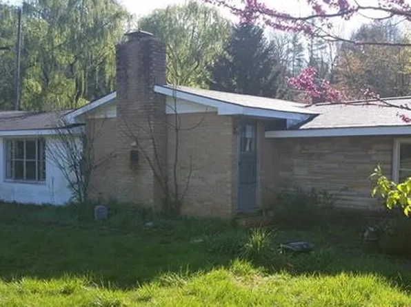 651 Old Highway 64, Etowah, NC 28729