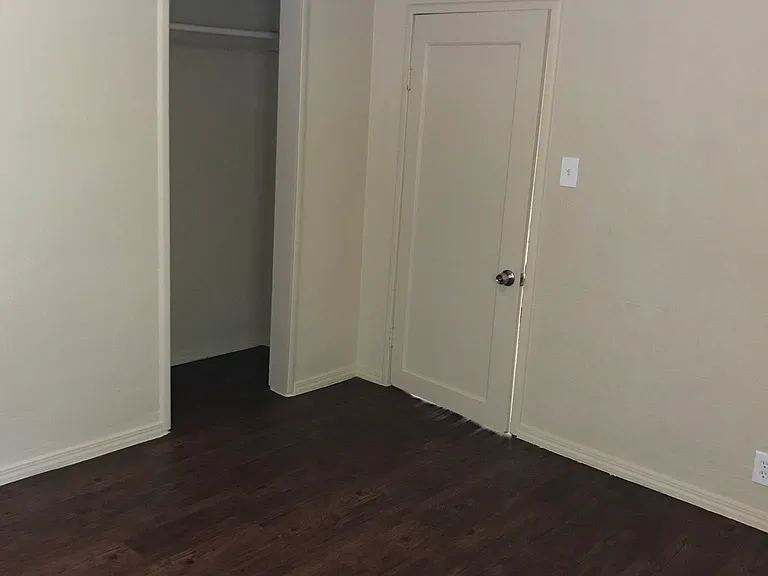 5385 W Mission Ave — Photo 9
