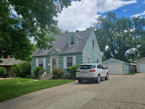2nd image of 609 11th St S