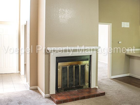 5th image of 9541 Manning Ave