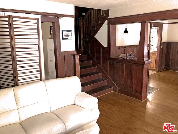 3rd image of 703 Ashland Ave