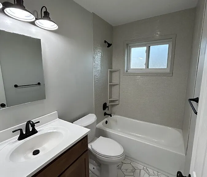 10939 Brookings Dr — Photo 9