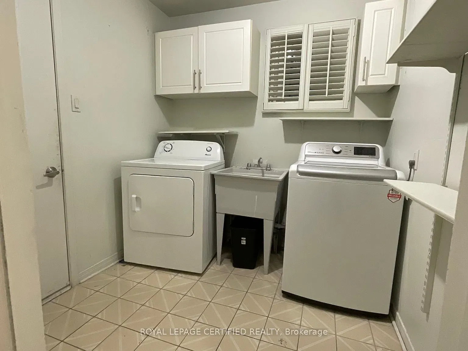 4 bed, $3,800 — Photo 3