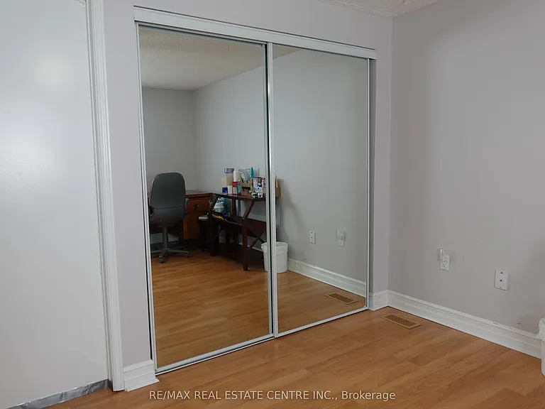 21 Maitland Dr — Photo 22