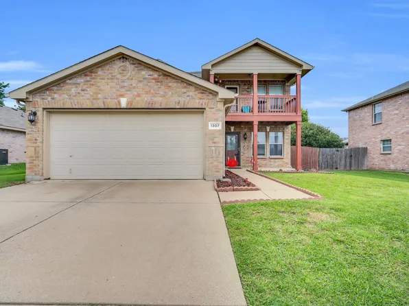 1307 Red Deer Way, Arlington, TX 76002