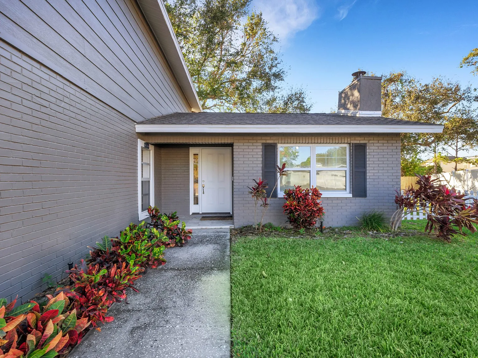3 bed, 2.5 bath, 1789 sqft, $3,795 — Photo 2