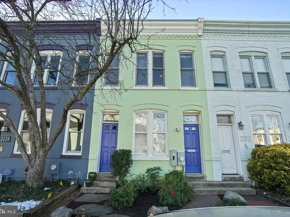 230 12th Pl NE, Washington, DC 20002