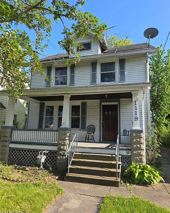 1st image of 1119 W 11th St