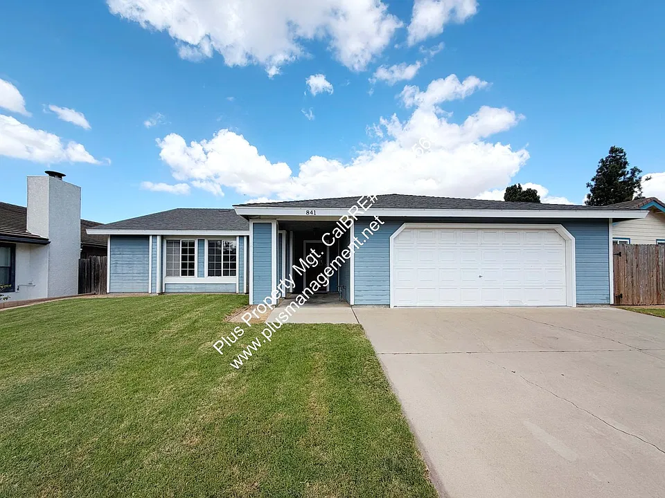 841 Blue Ridge Dr